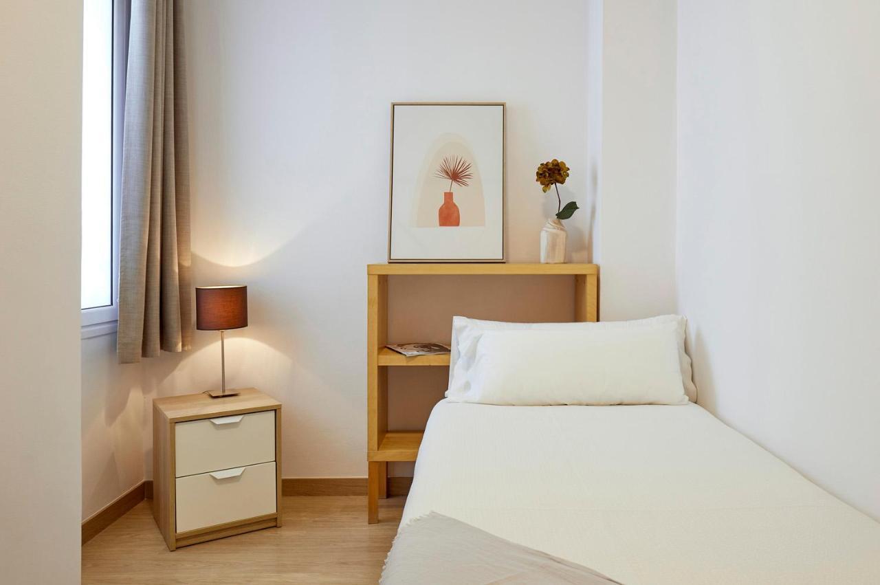 Fisa Rentals Aribau Barcelona Ngoại thất bức ảnh